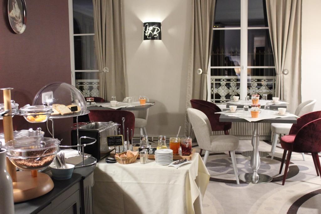 Logis Hotels Restaurants- Villa Des Bordes Cléry-Saint-André Buitenkant foto