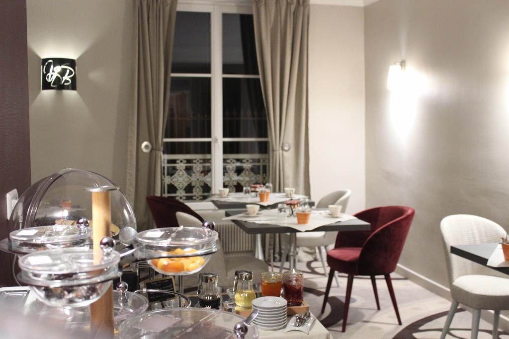 Logis Hotels Restaurants- Villa Des Bordes Cléry-Saint-André Buitenkant foto