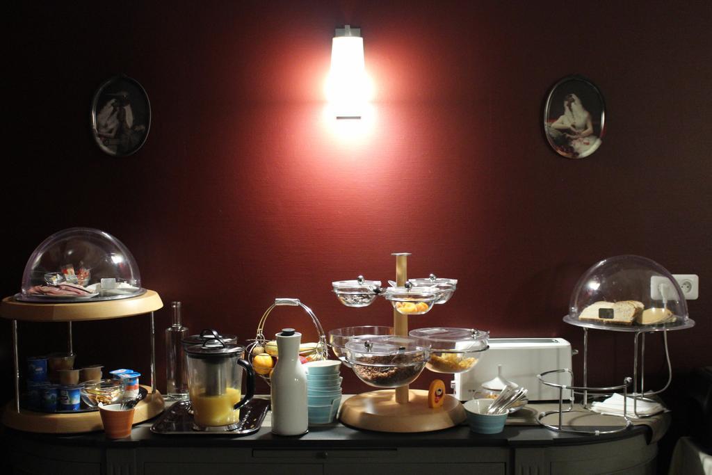 Logis Hotels Restaurants- Villa Des Bordes Cléry-Saint-André Buitenkant foto