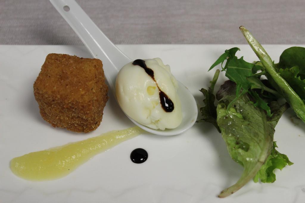 Logis Hotels Restaurants- Villa Des Bordes Cléry-Saint-André Buitenkant foto